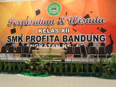 Hotel Laut Biru Pangandaran(Wisuda 44)